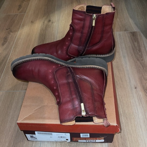 Pikolinos women’s red comfort boots, size 42. - Picture 2 of 5